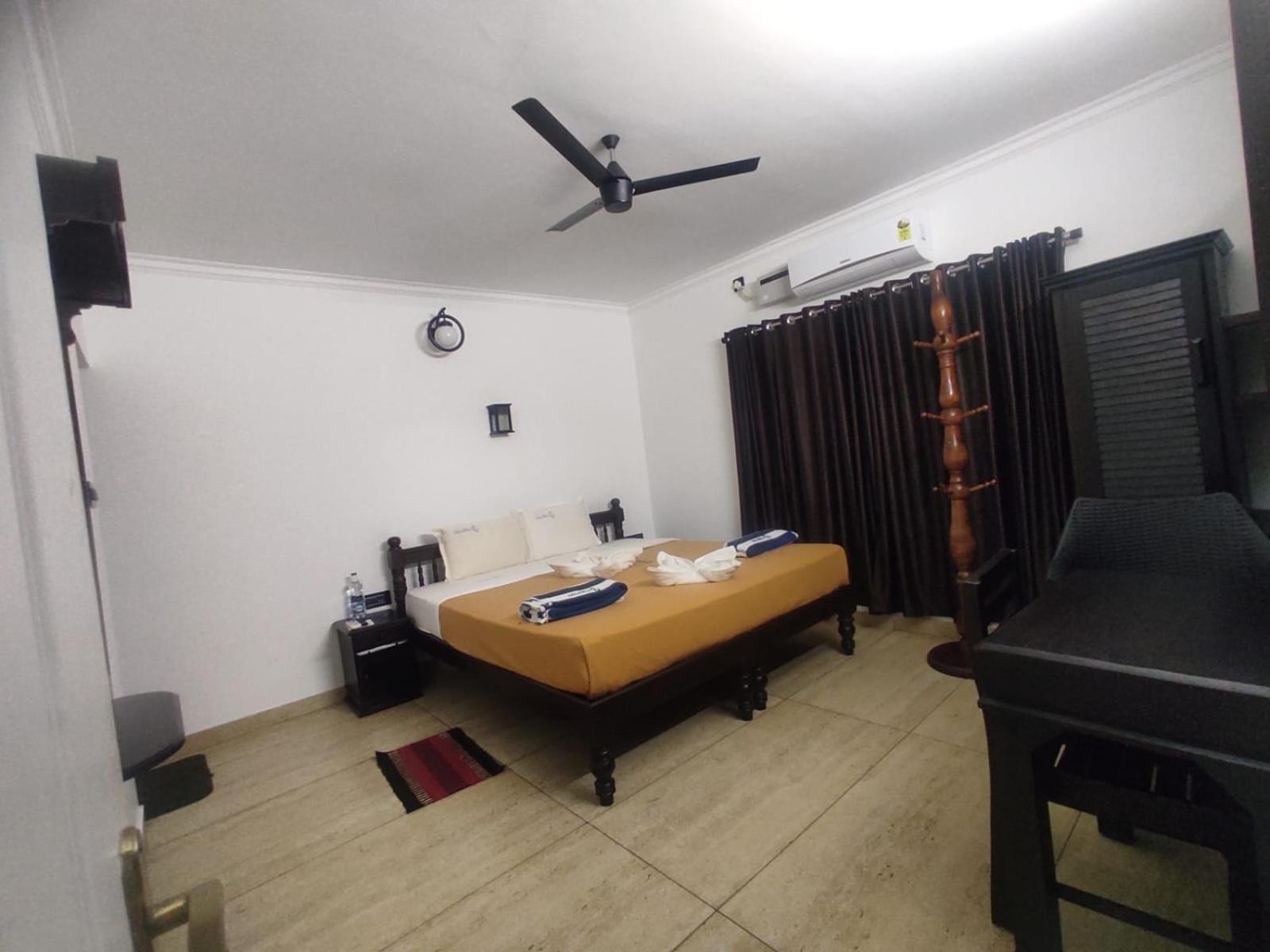 Blue Water Beach Resort Варкала Экстерьер фото