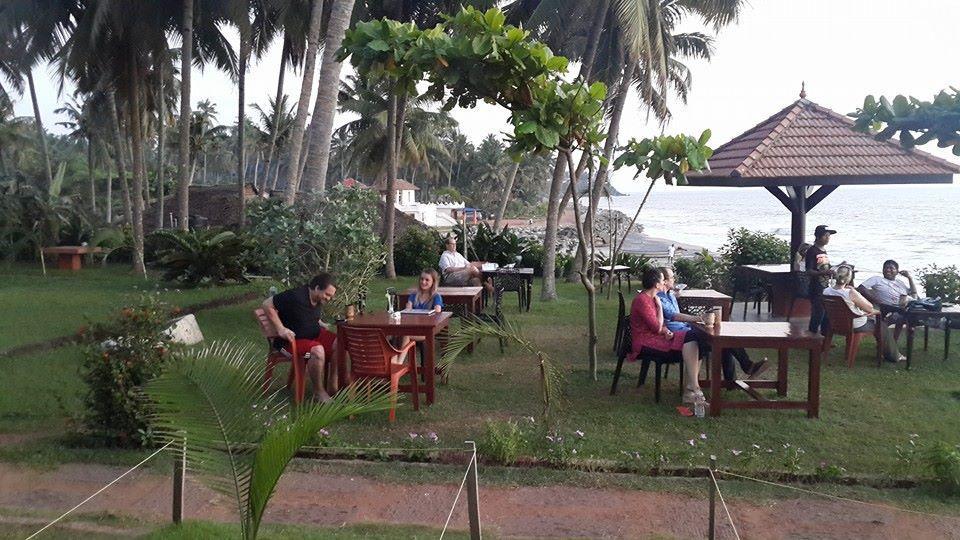Blue Water Beach Resort Варкала Экстерьер фото